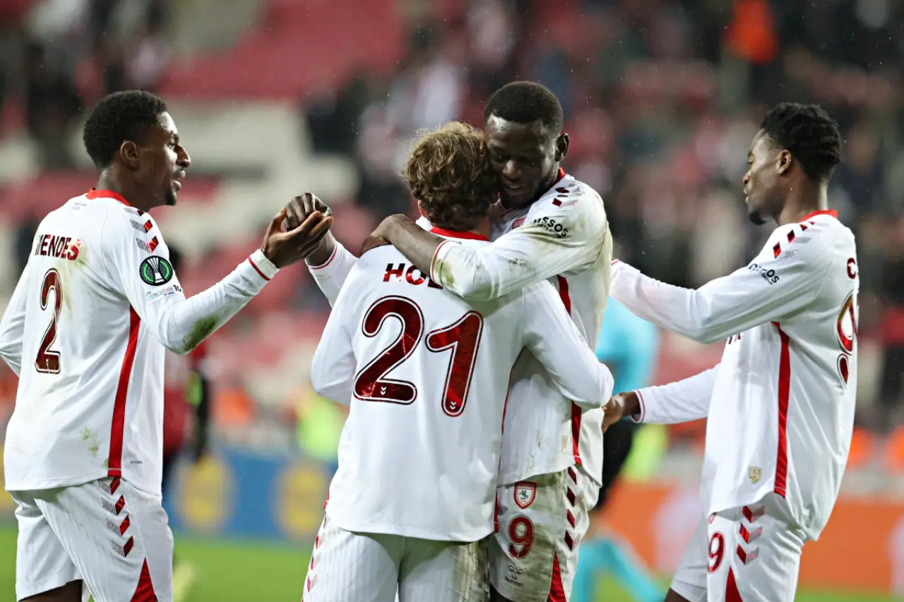 Karadeniz’den Avrupa’ya fırtına: Samsunspor farklı turladı