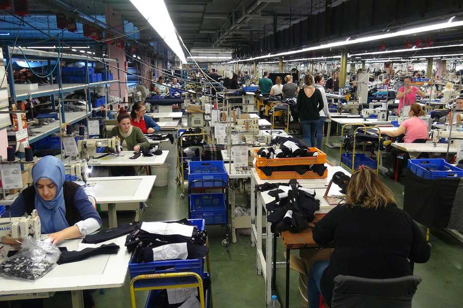 Karesi Tekstil’de 66 yaşındaki işçi kalp krizi geçirerek öldü
