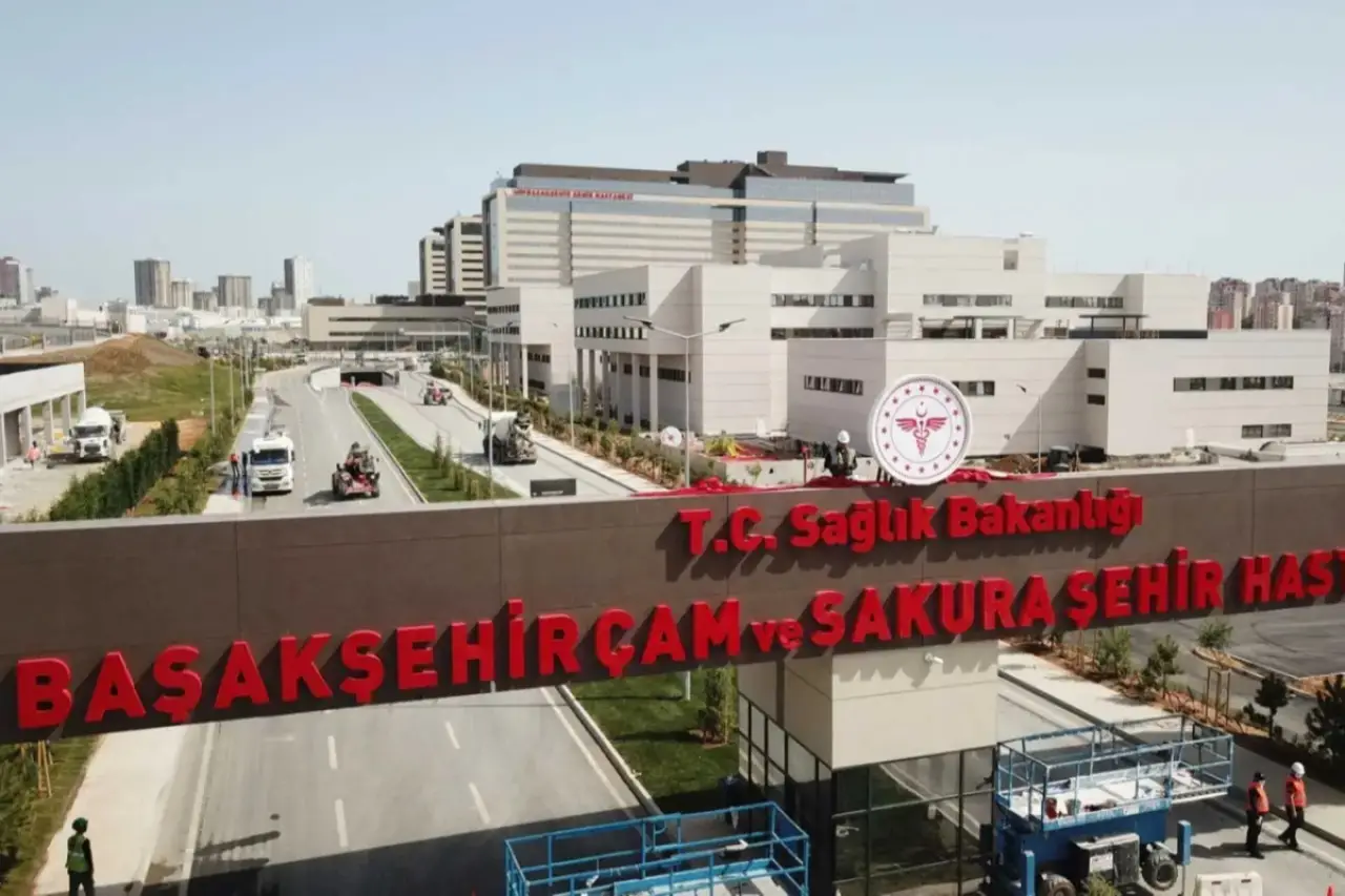 CHP'li Bakıroğlu: Şehir hastaneleri, devlet hastanelerini yuttu