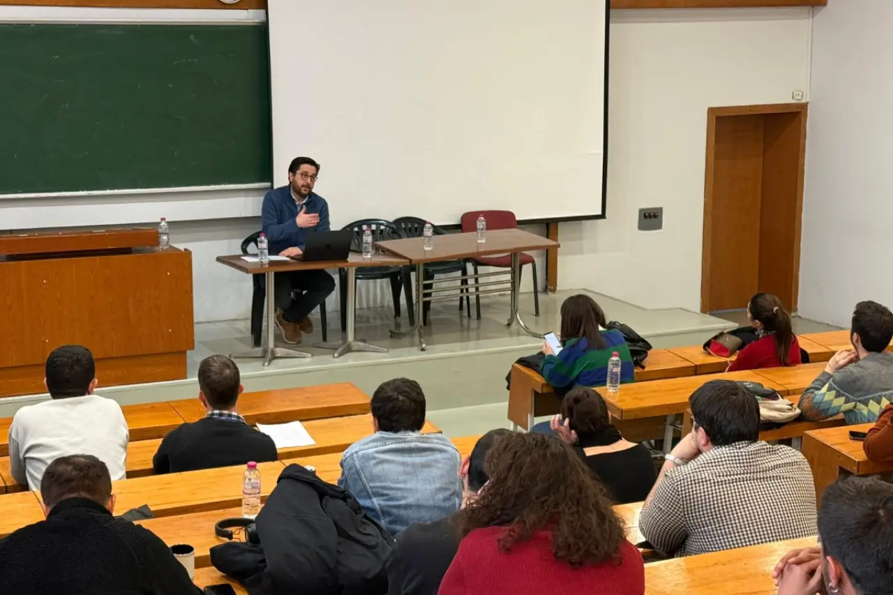 MEB, mazerete bağlı yer değiştirme başvuru duyurusunu yayımladı: Başvurular ve atamaları hangi tarihlerde olacak?