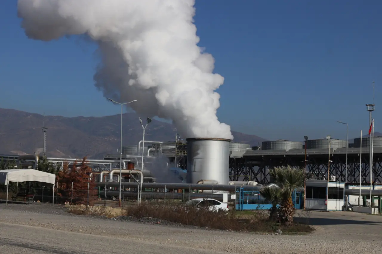 Halkın cebinden enerji tekellerine 1,23 milyar TL aktarılacak