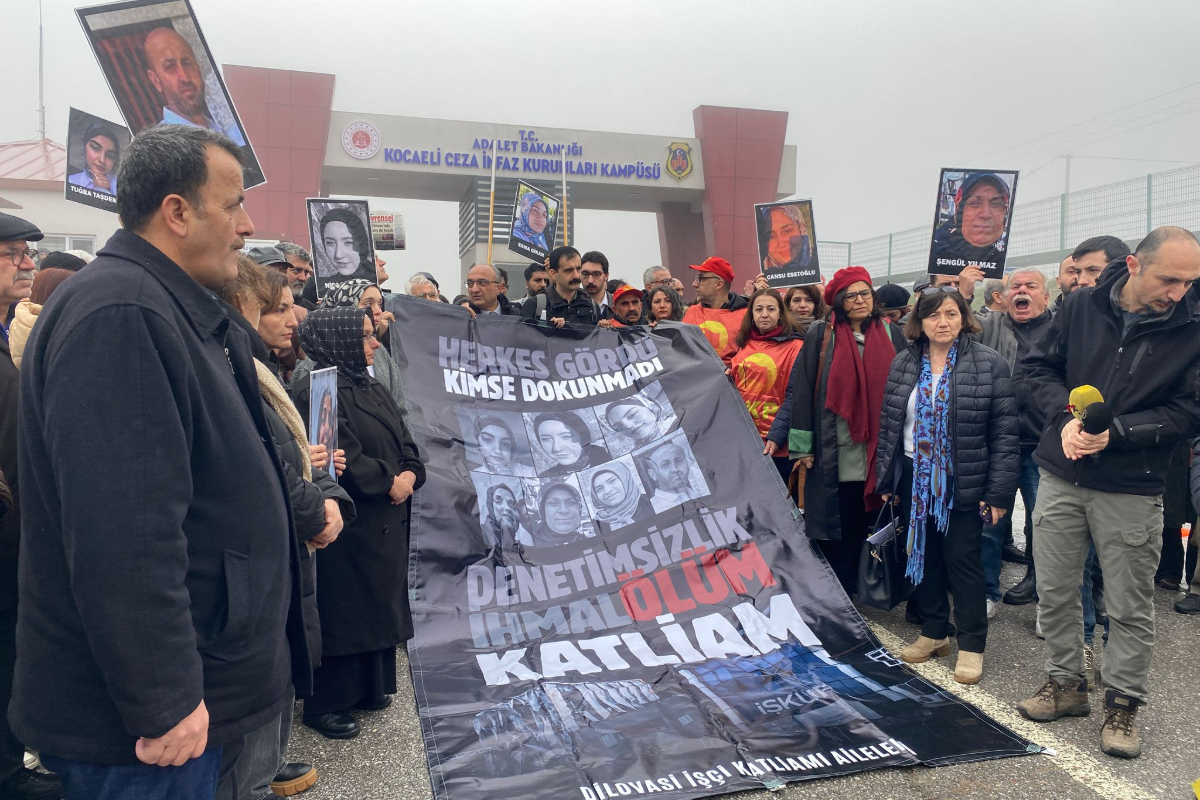Dilovası işçi katliamı davası sanıklarından Ali Osman Akat, ailelerin avukatından şikâyetçi oldu
