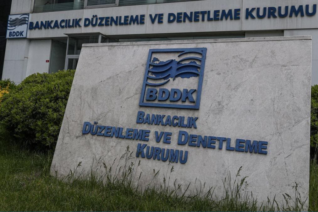 Kredi hacmi 26,7 trilyon TL, KOBİ ve bireysel alacaklarda takip alarmı