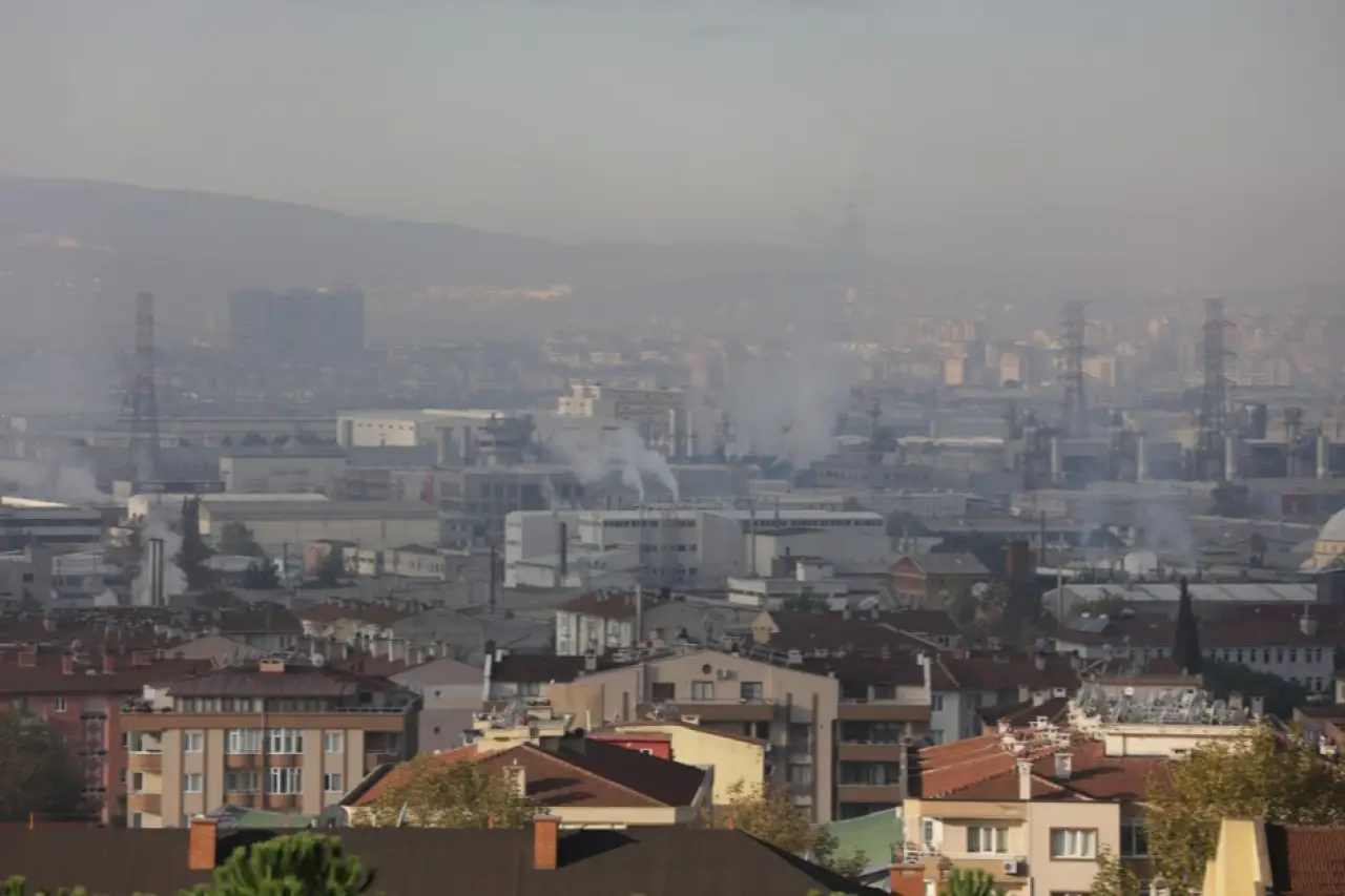 İstanbul'daki hava kirliliği nisanda geçen yıla göre yüzde 23 arttı