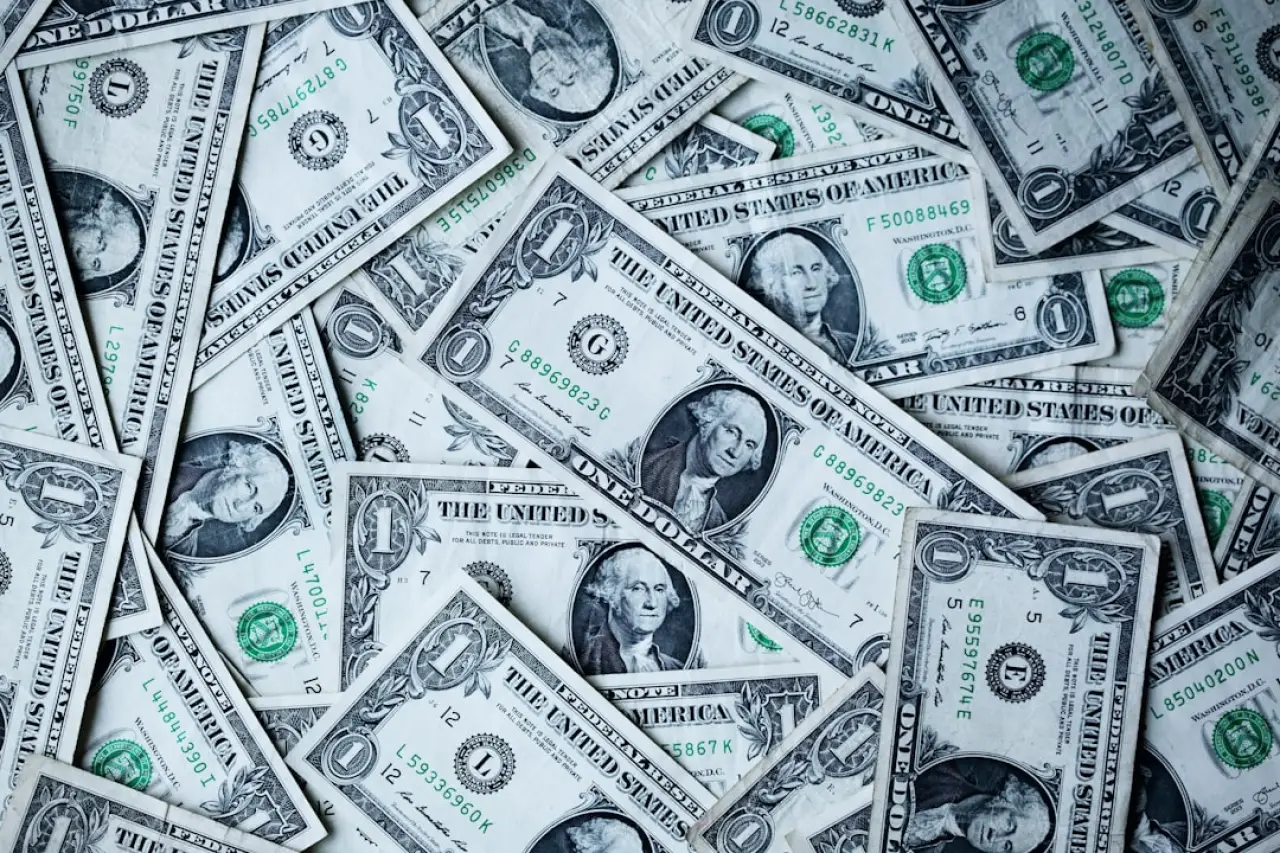 Bloomberg: Türkiye'nin döviz satışı 6 milyar dolara ulaştı