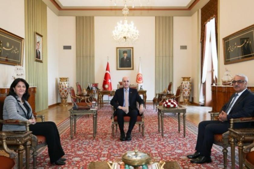 Meclis Başkanı Kurtulmuş İmralı heyeti üyeleriyle görüştü