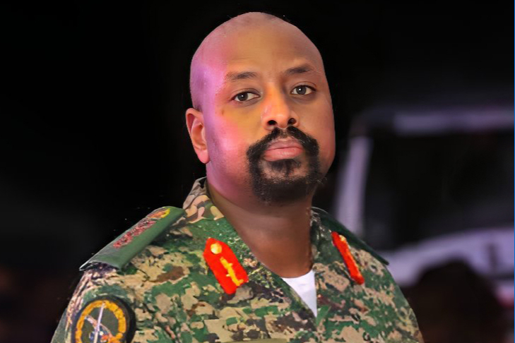 Uganda Savunma Kuvvetleri Komutanı: "Türkiye 1 milyar dolar vermezse ilişkileri keseceğiz"