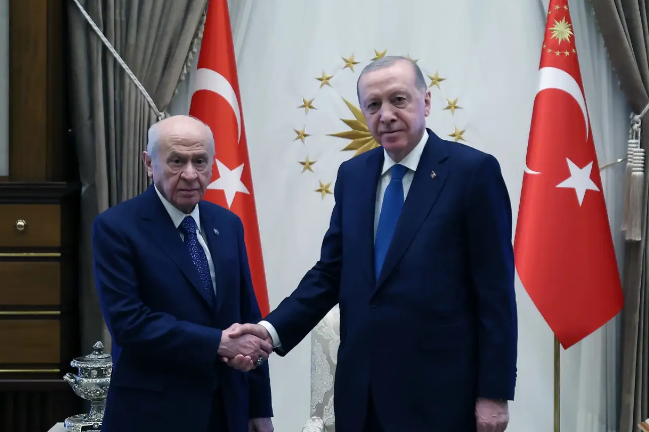 AKP’de MHP endişesi: ‘Bahçeli’yi sorguluyoruz ama adım atmazsak aramız bozulacak’
