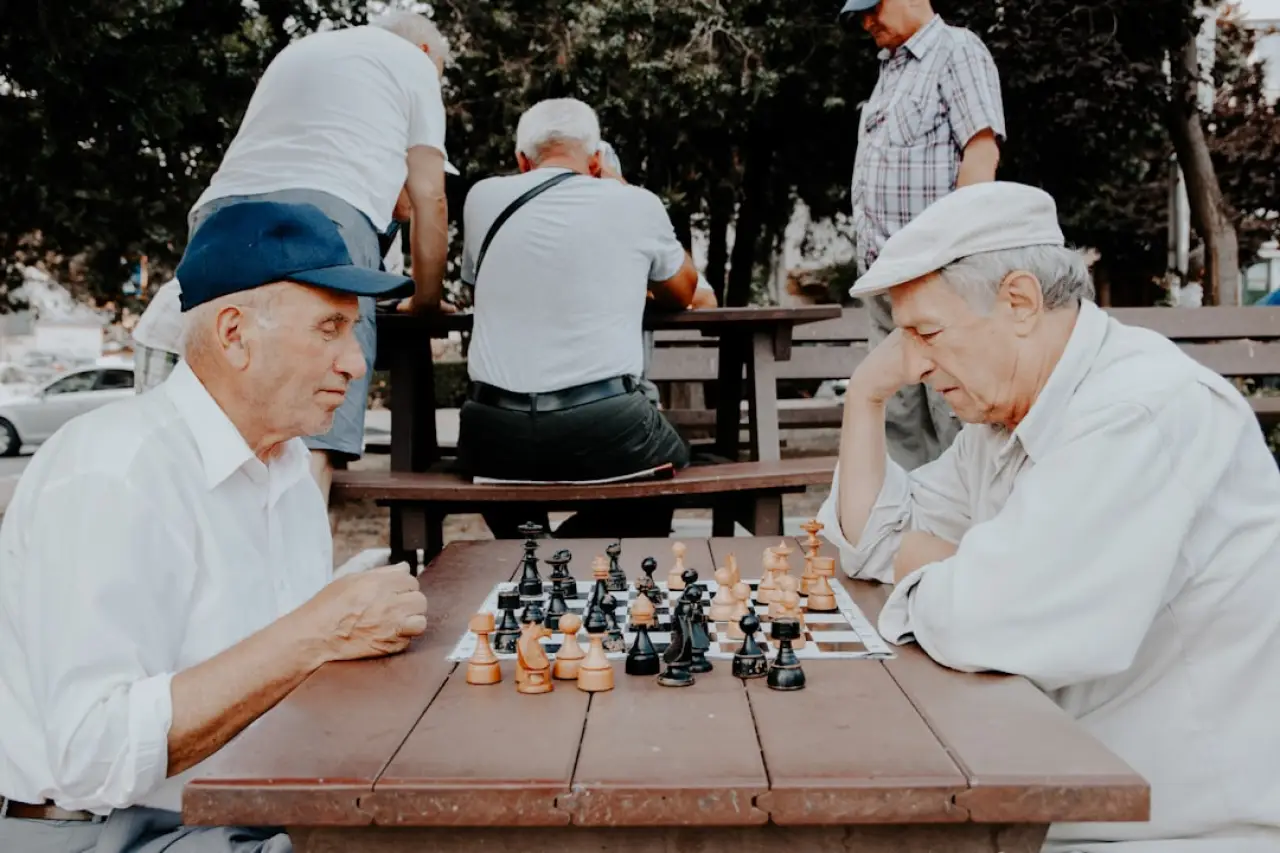 “60 yaş yetiyordu, şimdi 70 oldu”: Huzurevi düzenlemesine tepki