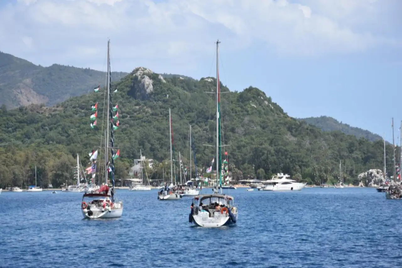 Küresel Sumud Filosu Marmaris'ten demir aldı: Gazze’ye gitmek için Akdeniz’e açıldı