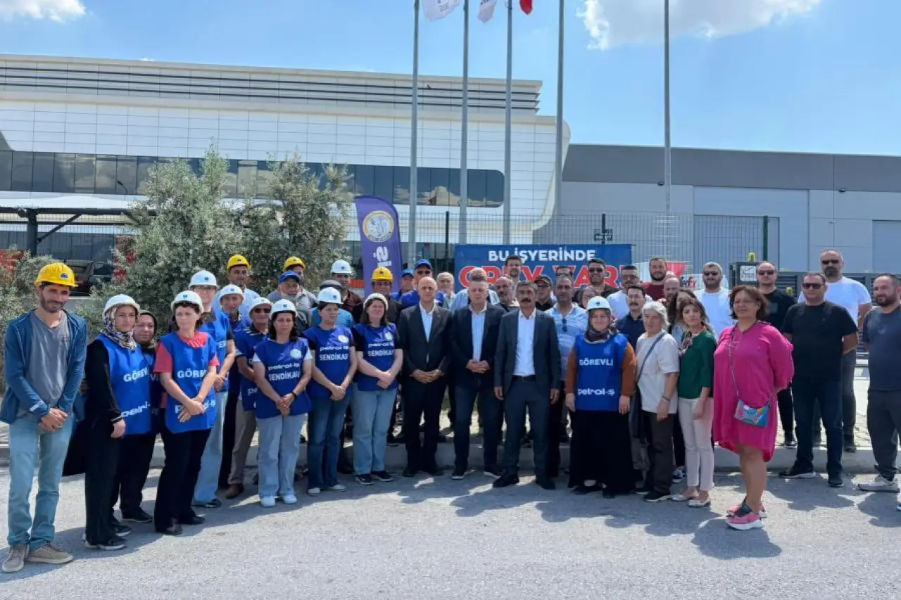 Doruk Madencilik işçileri direnişteki Temel Conta işçilerini ziyaret etti: Direnen işçiler kazanacak