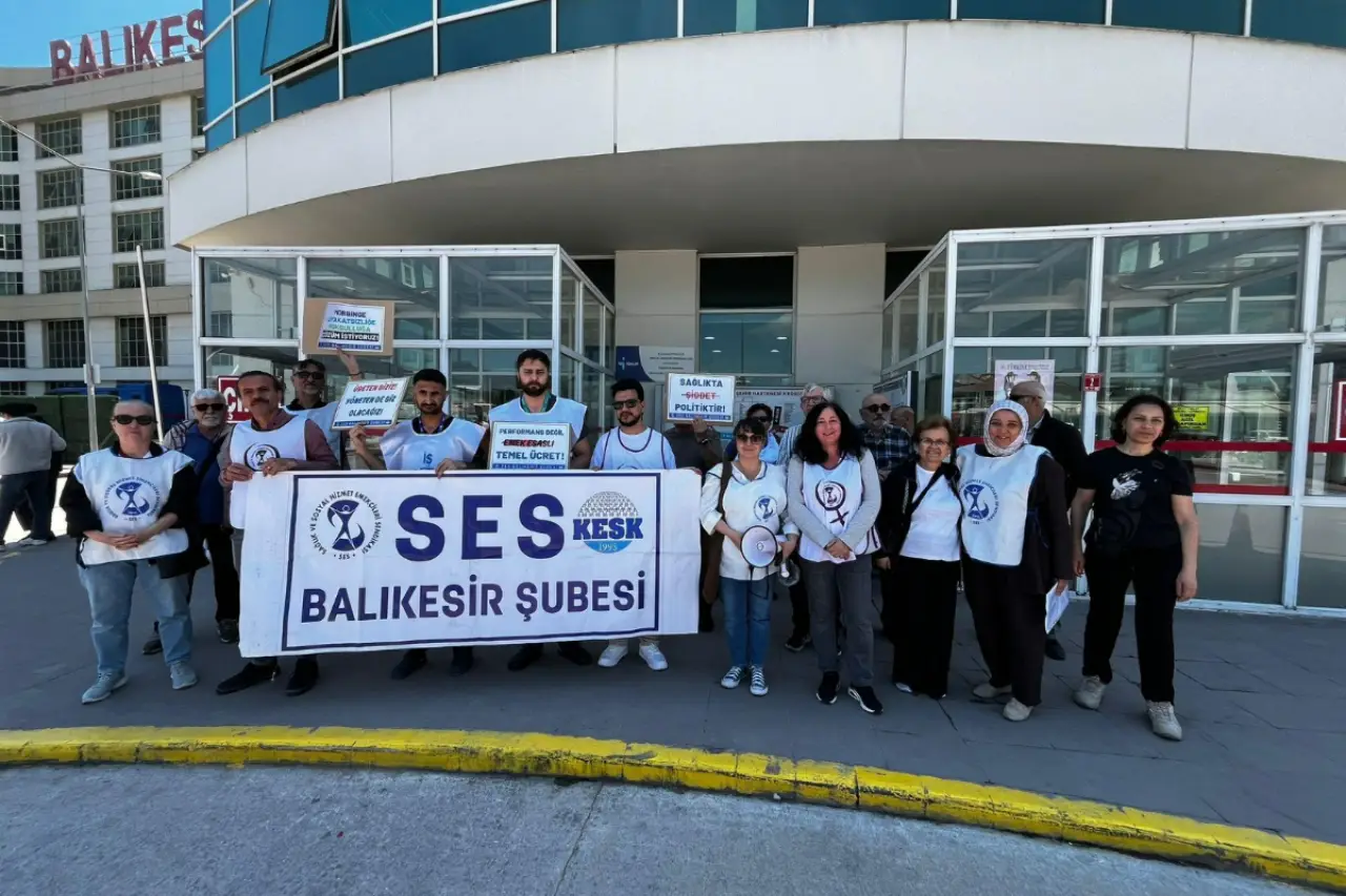 SES Balıkesir Şubesinden hastane yönetimine tepki: “Mobbing, baskı ve liyakatsizlik sağlık emekçilerini tüketiyor”