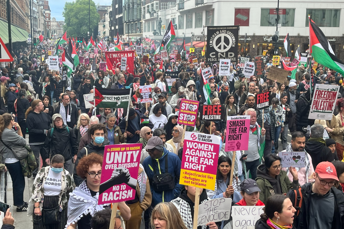 Filistin için bir kez daha yüzbinler Londra’da sokağa çıktı