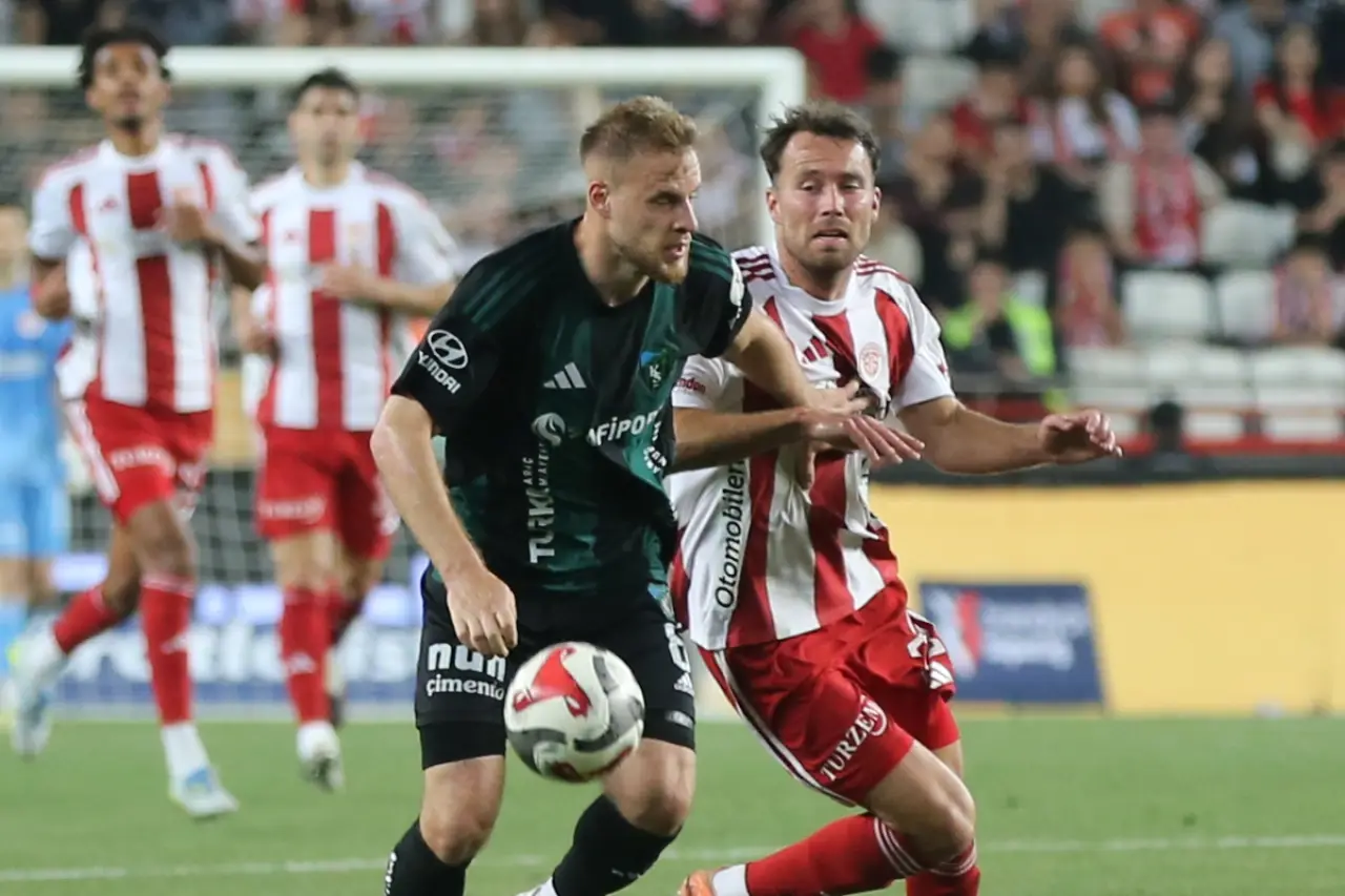 Antalyaspor, Süper Lig'e veda etti