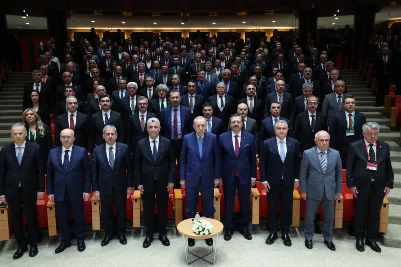 Erdoğan’dan Şimşek’e destek, patronlara ‘stres azaltma’ sözü