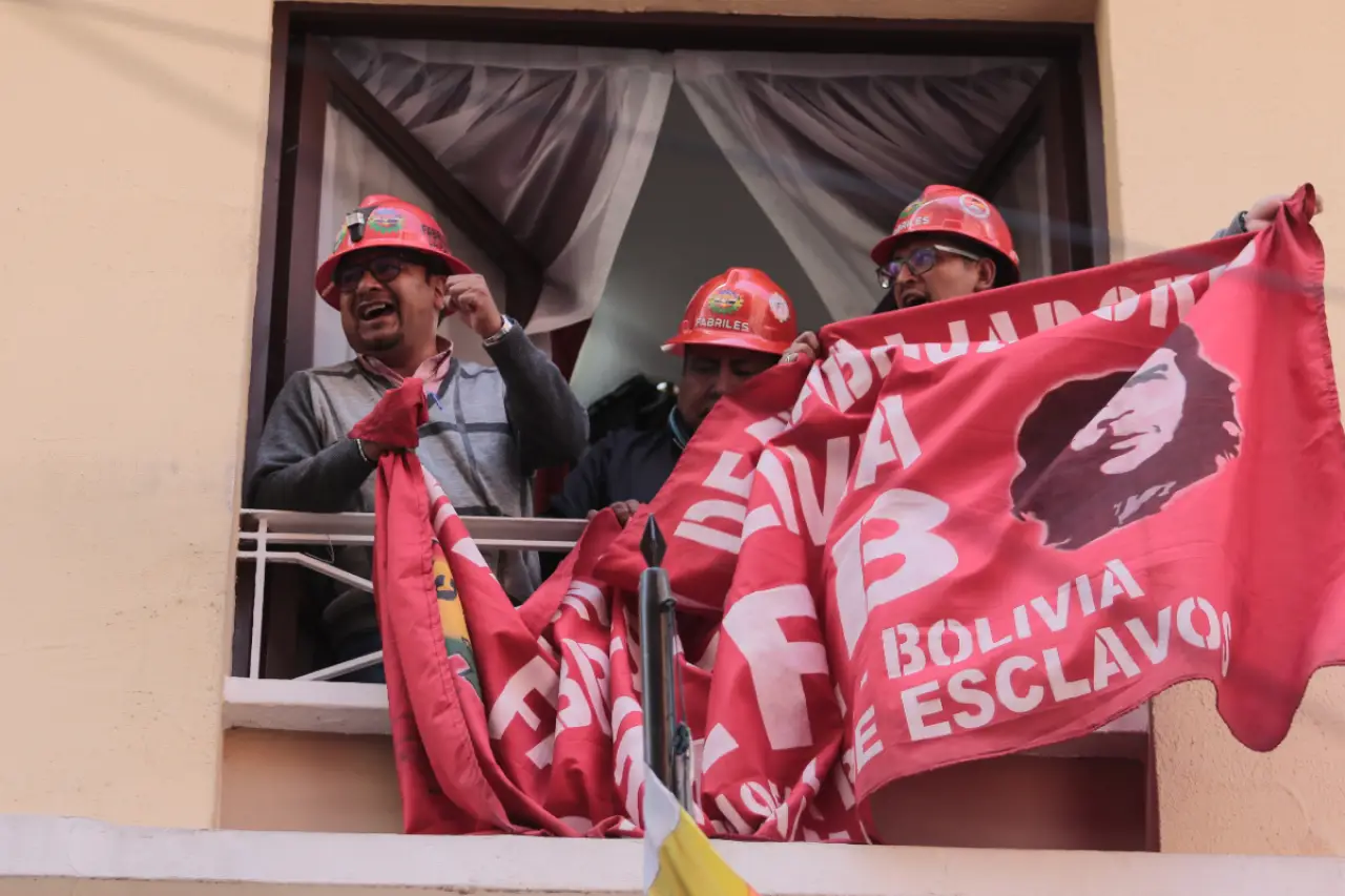 Bolivya’da ekonomik ve siyasi kriz: Hesap sokakta soruluyor