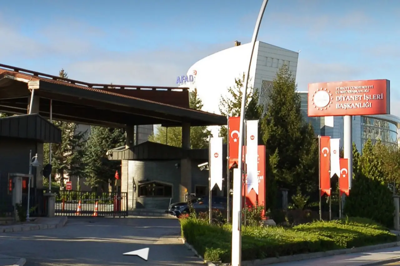 Kalem, mouse, kapı zili… Diyanet’ten 3,3 milyonluk kırtasiye ihalesi