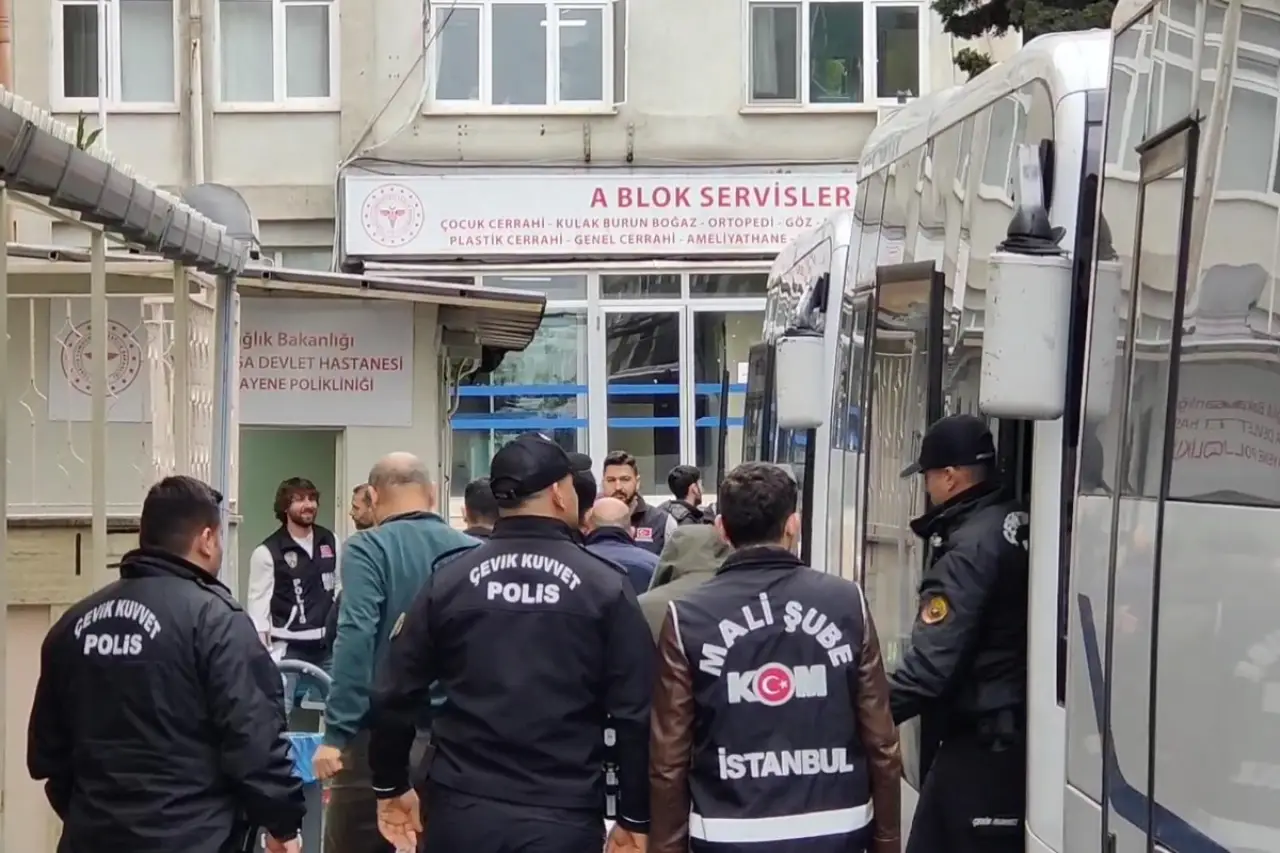 İBB iştiraki Boğaziçi Yönetim AŞ'ye operasyon: Gözaltına alınanlar adliyeye sevk edildi