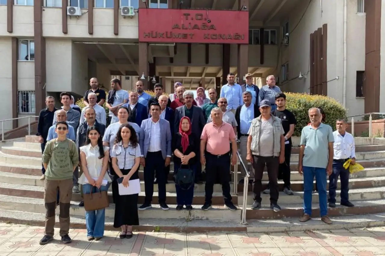 Aliağa Şehitkemal halkı: Çamur değil, yaşam istiyoruz