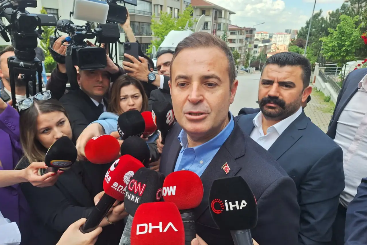 Ahmet Akın'dan Kılıçdaroğlu'na ziyaret: 'Yapacak bir şey yok, bunlar olağan şeyler'