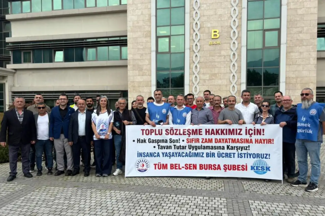 Bursa'da belediye emekçilerinden bayram ikramiyelerinin gasbedilmesine tepki: Hangi keyfiyetle sözleşme hükümlerini yerine getirmiyorsunuz?