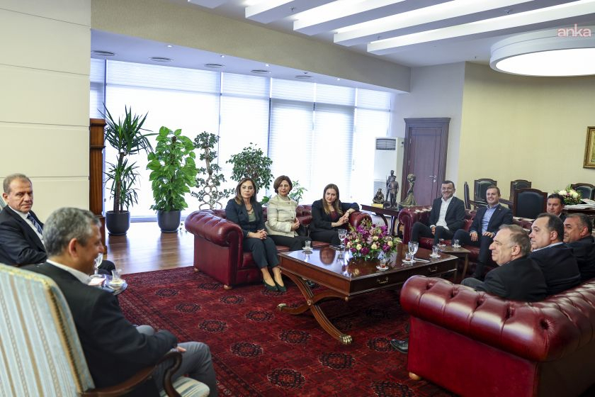 CHP’li büyükşehir belediye başkanları toplandı