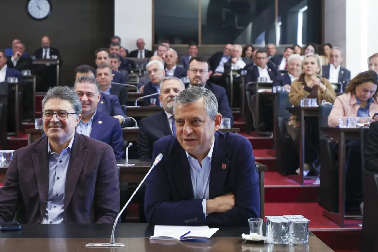 Özgür Özel: Genel Merkez kaybedilirse mücadele yeri Meclis olur