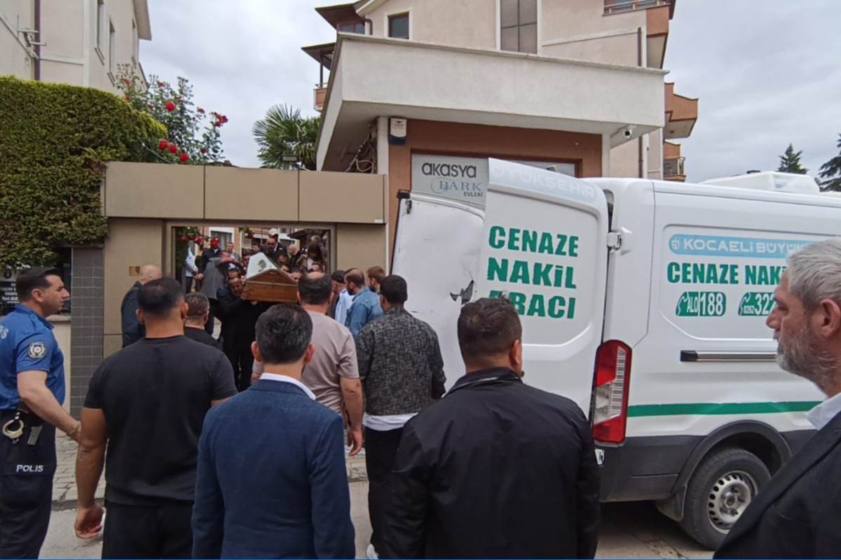 MHP'li yönetici öldürüldü