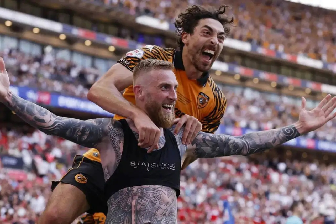 Hull City Premier Lig’e yükseldi