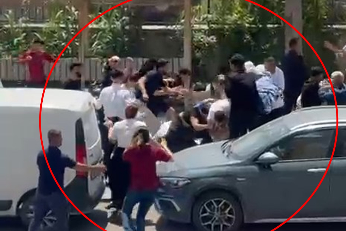 İki aile arasında taşlı, sopalı ve bıçaklı kavga: 8 yaralı, 17 gözaltı