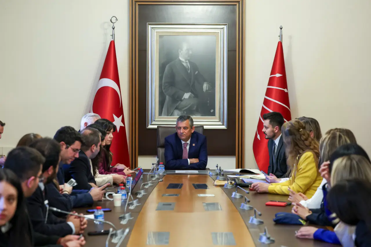 CHP Lideri Özgür Özel Kılıçdaroğlu ile görüşme şartını açıkladı