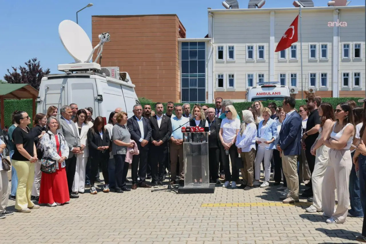 Aile Dayanışma Ağı Silivri'den seslendi | Dilek İmamoğlu: Yargıtay'ı adaleti savunmaya davet ediyoruz