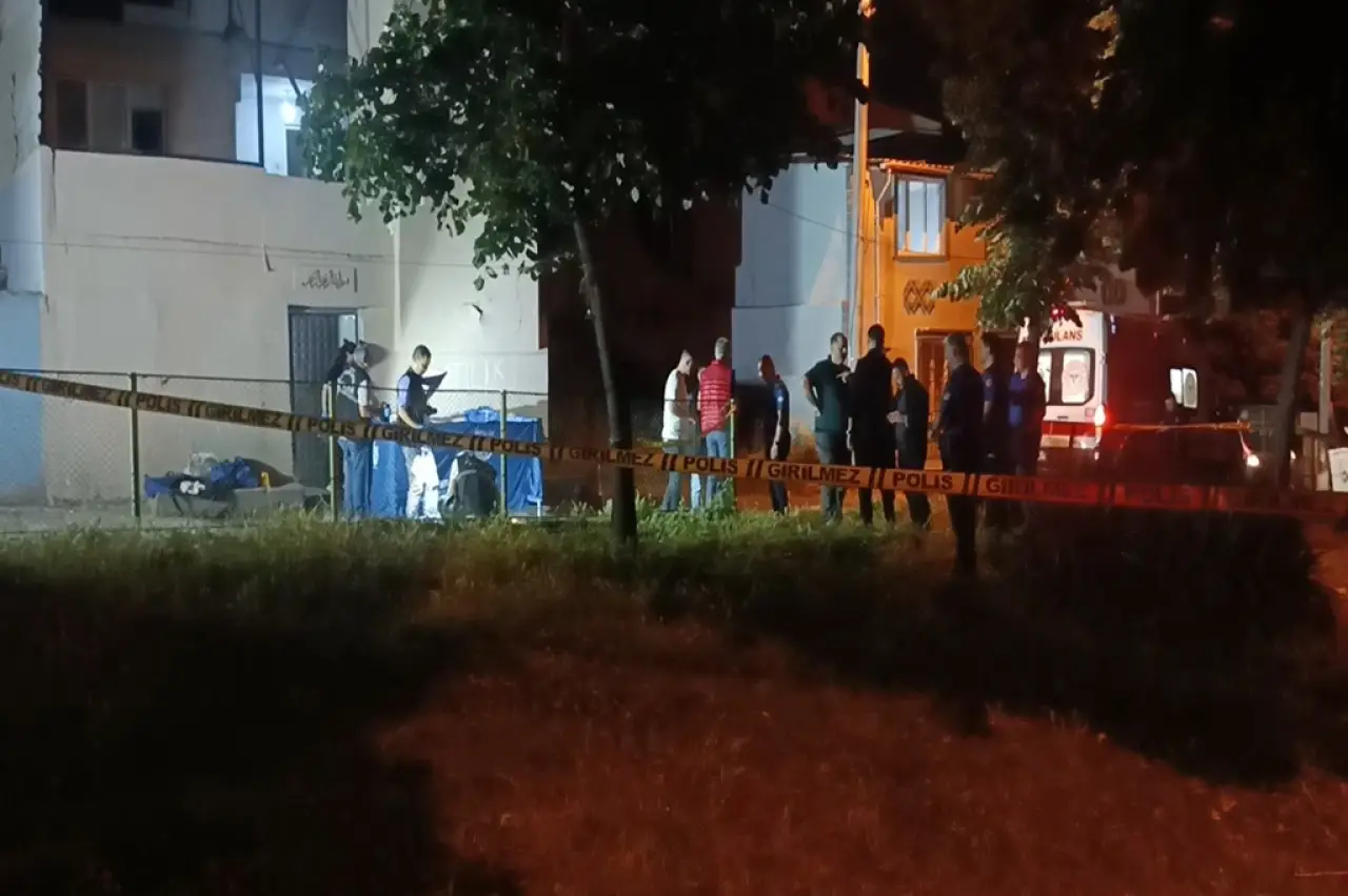 Bursa’da kadın cinayeti: İki kişi evlerinin önünde öldürüldü