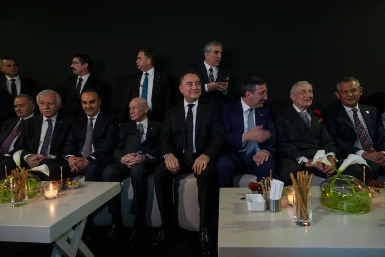 Bir asırlık anlatıda eksik gerçek: İşçilerin emeği, devletin desteği