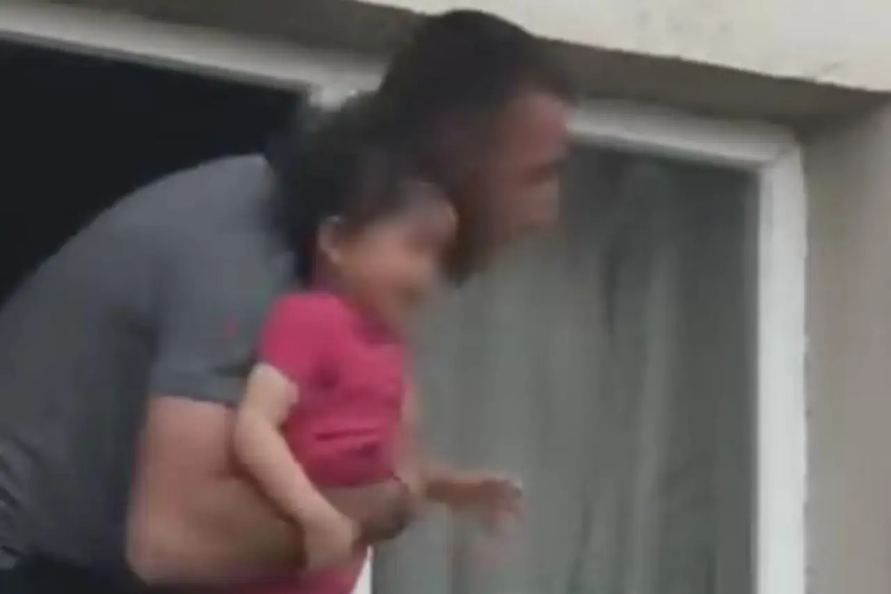 Ankara’da 3 yaşındaki kızını rehin aldı: Polis tarafından vurularak yakalandı