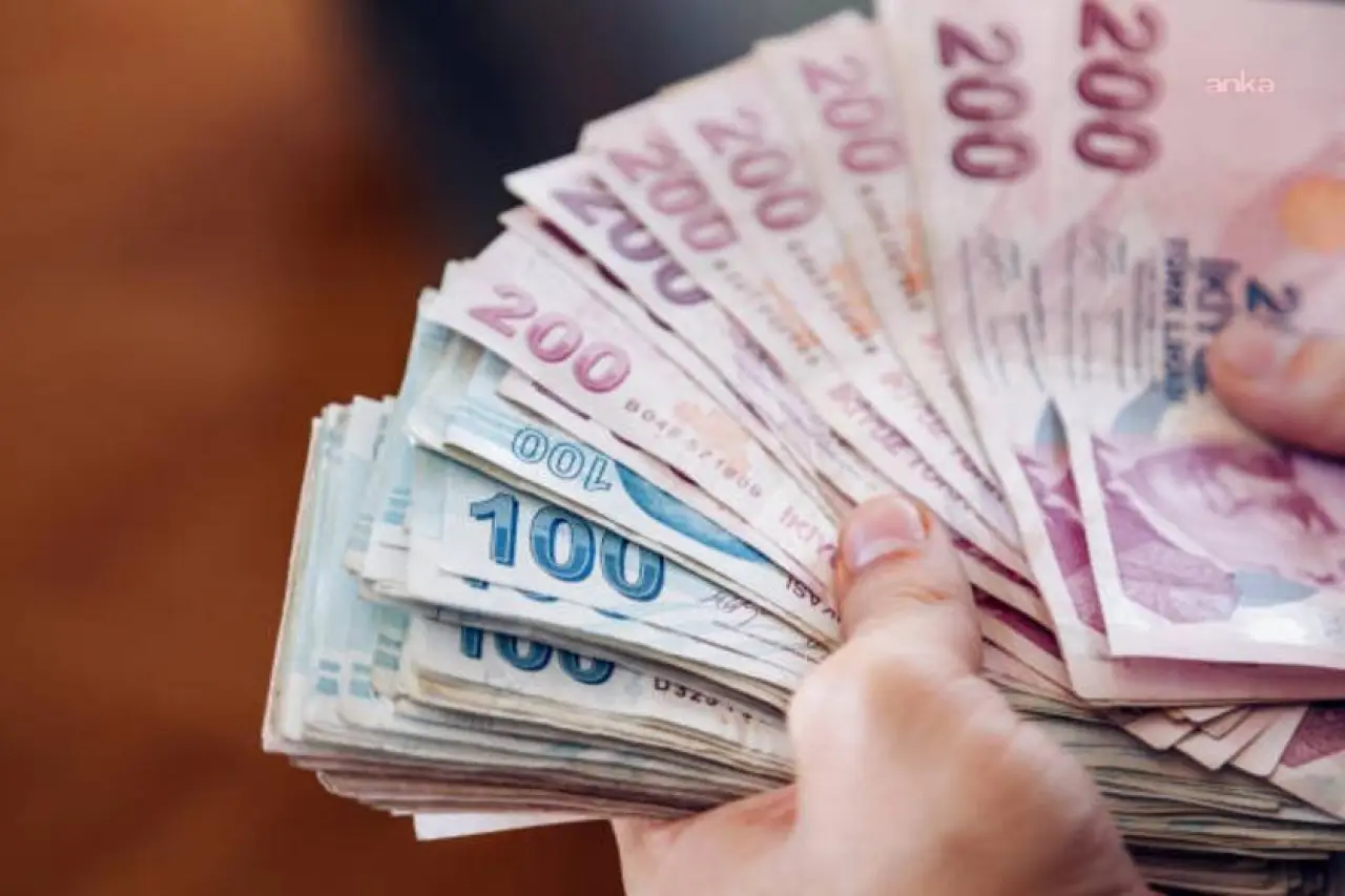 Yıllık enflasyon yüzde 32,61’e ulaştı: Emekli aylıkları, maaşlar ve asgari ücret 5 ayda eridi