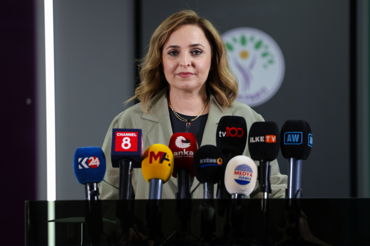 DEM Parti Sözcüsü Ayşegül Doğan: Demokratik çözüm için yasal güvence şart