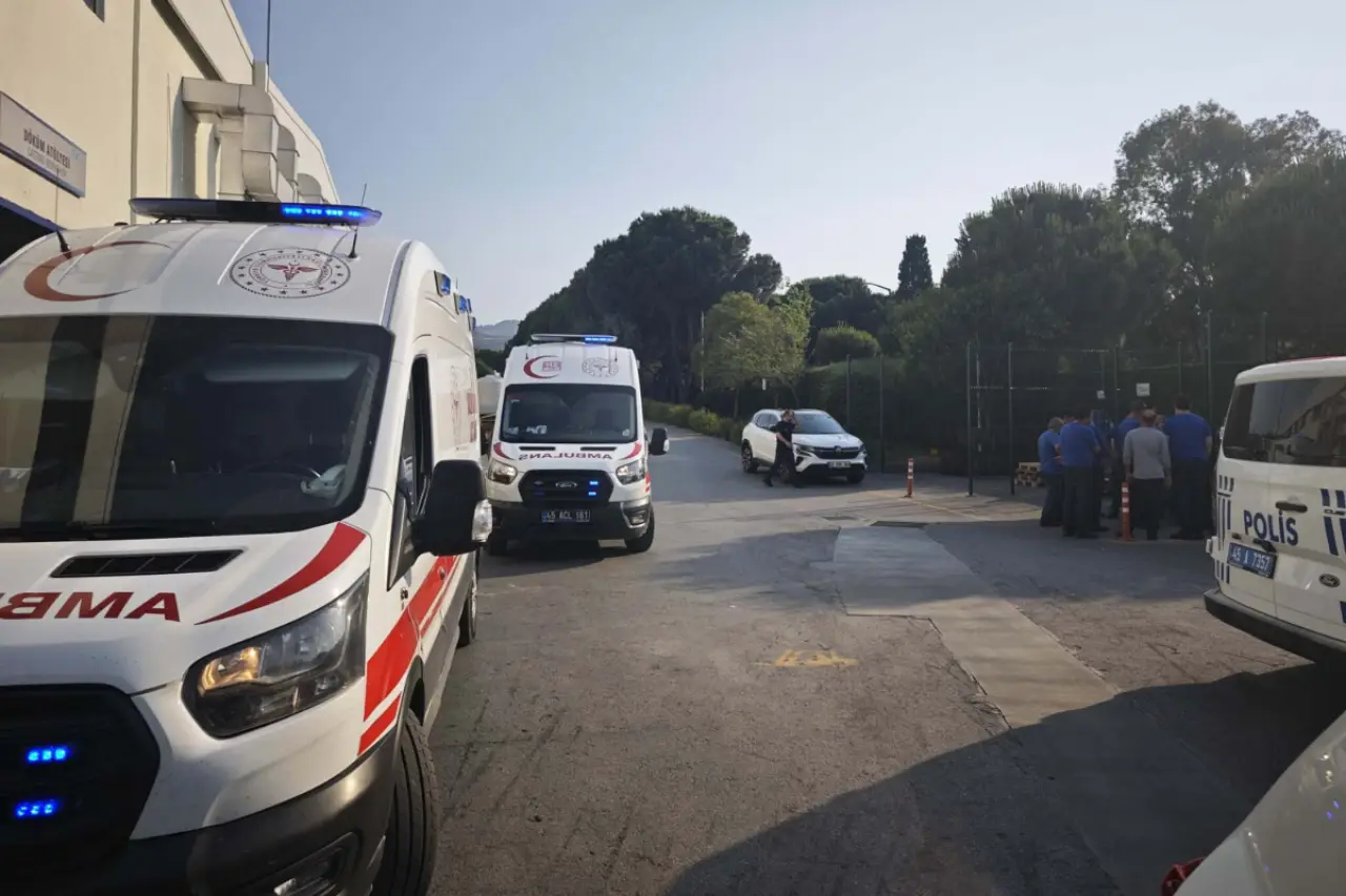 Döküm makinesine sıkışan işçi hayatını kaybetti