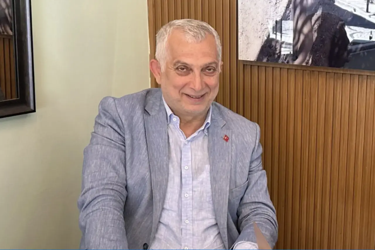 AKP’li Metin Külünk: “Gelen tsunamiyi bir arkadaşımız görüyo