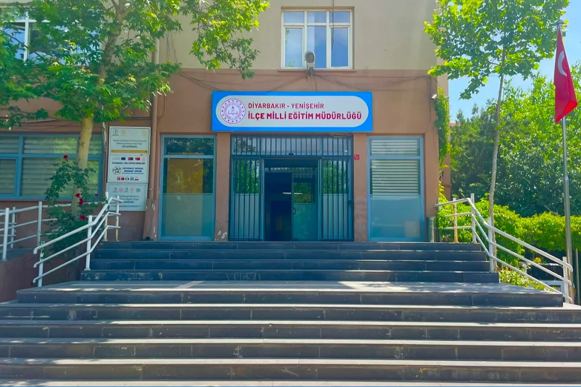 Diyarbakır’da taciz iddiası: Şikayet edilen personeller göre