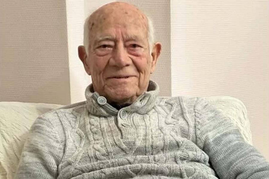 Kapısı kilitli evde çıkan yangında hayatını kaybetti