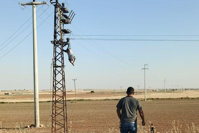Urfa'da elektrik hattında çalışan işçi akıma kapıldı: Ağır y