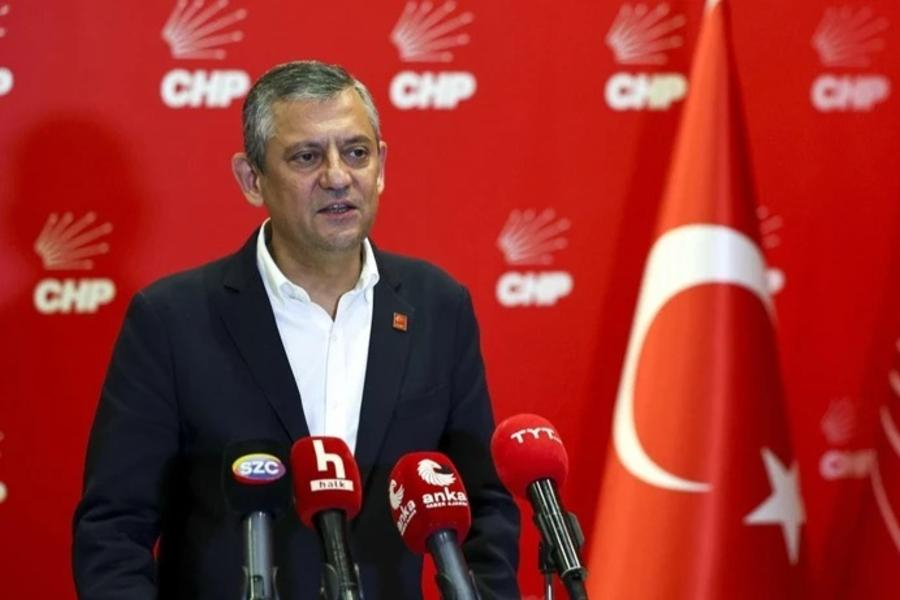 'Özgür Özel İletişim' hesabından CHP'deki disiplin sürecine ilişkin açıklama: Milletvekillerimizi millet seçti, ancak millet görevden alır