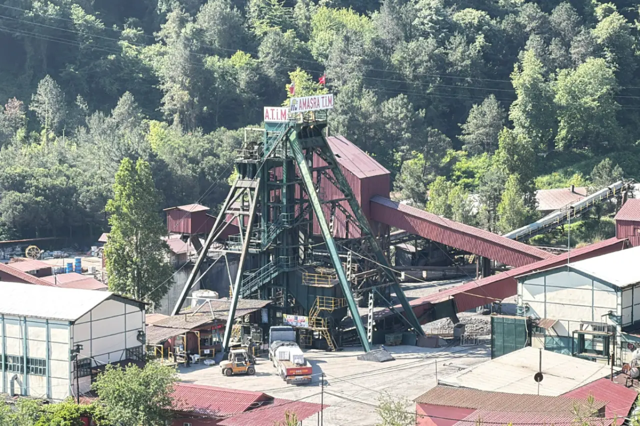 Amasra'daki maden ocağında yangın 6 gündür sürüyor