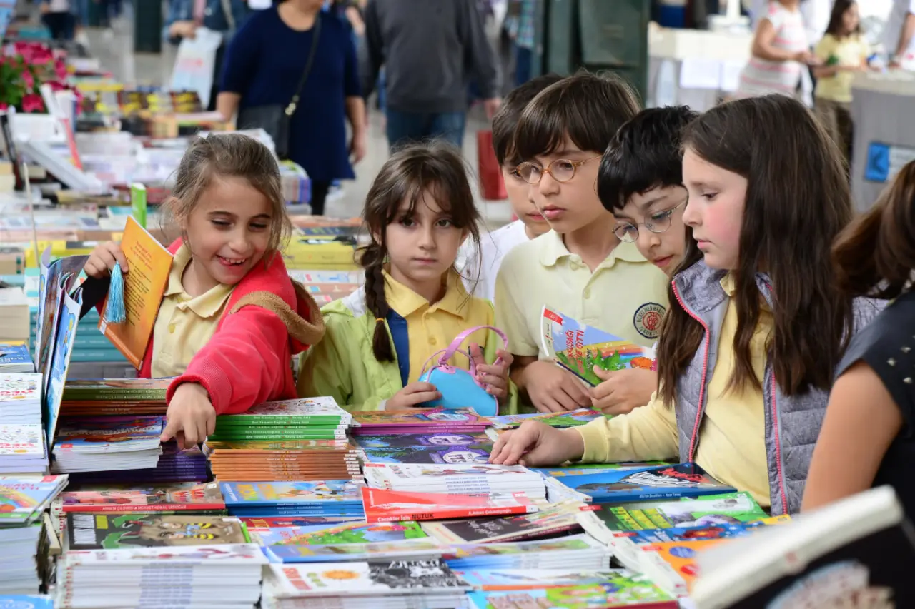Kadıköy Kitap Günleri 8 yıl aradan sonra yeniden başlıyor