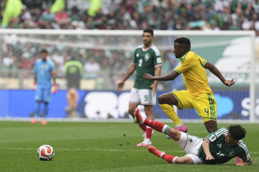2026 Dünya Kupası açılış maçında 3 kırmızı kart: Meksika, Güney Afrika’yı 2-0 yendi