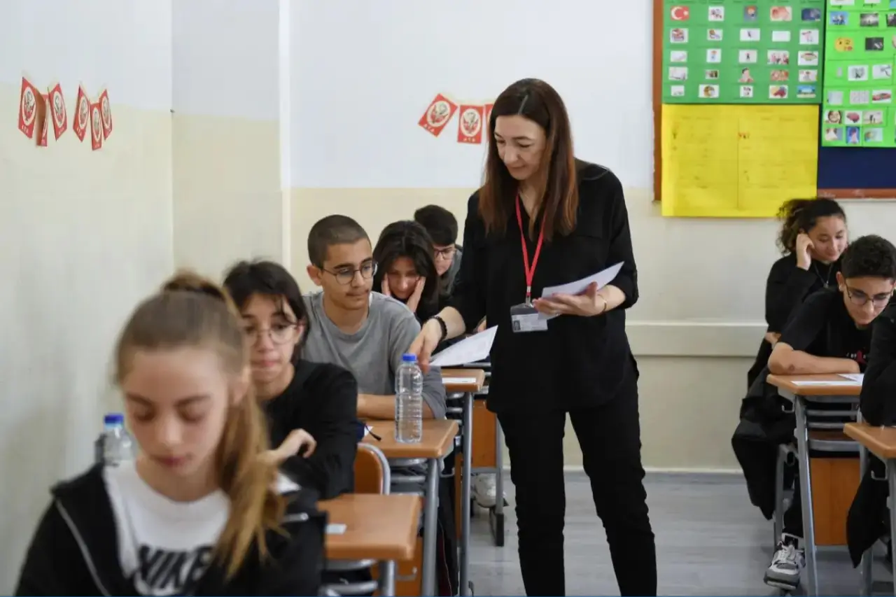 LGS merkezi sınavı bugün yapılacak