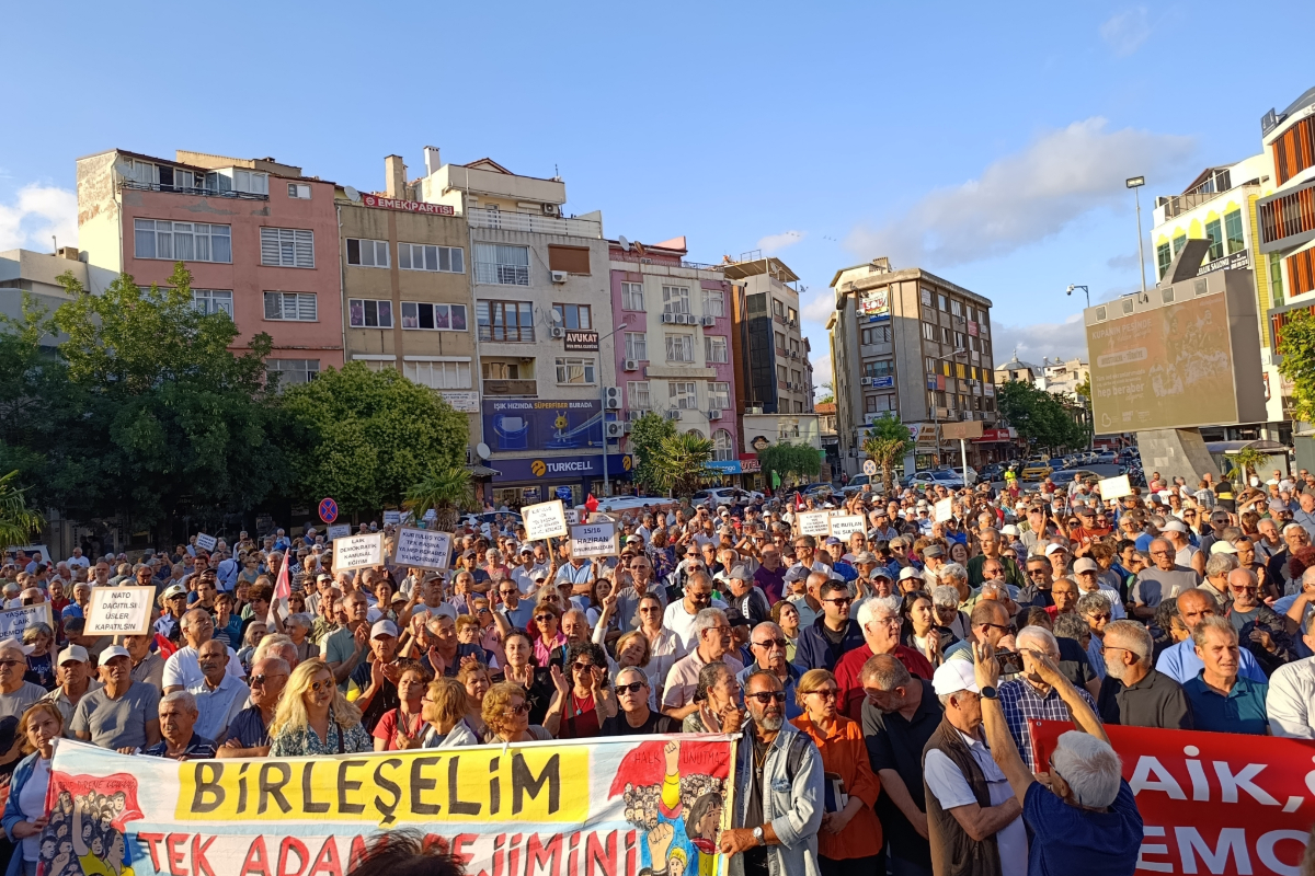 Burhaniye’de emek ve demokrasi buluşması: 'Birleşelim, tek adam rejimini değiştirelim'