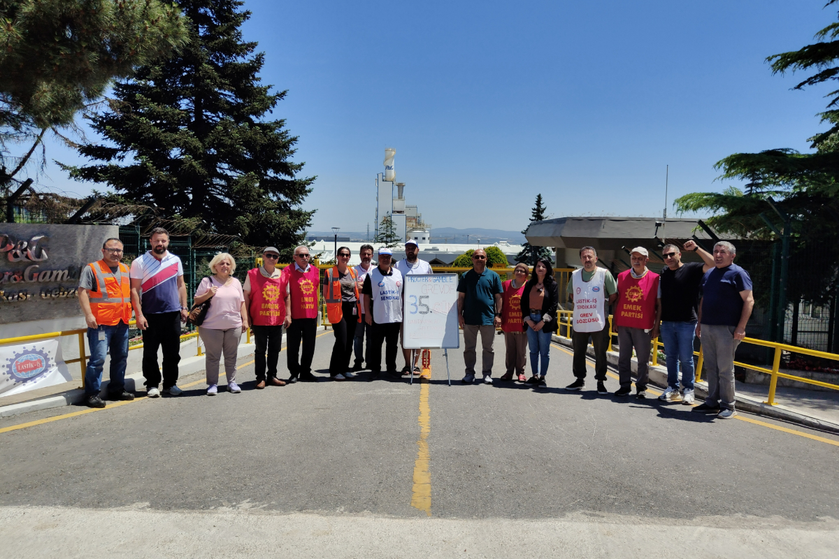 15-16 Haziran'ın yıldönümünde grevde olan P&G işçilerine EMEP'ten ziyaret: 'Ortak taleplerimiz için genel direniş-genel eylem hattını kurmalıyız'