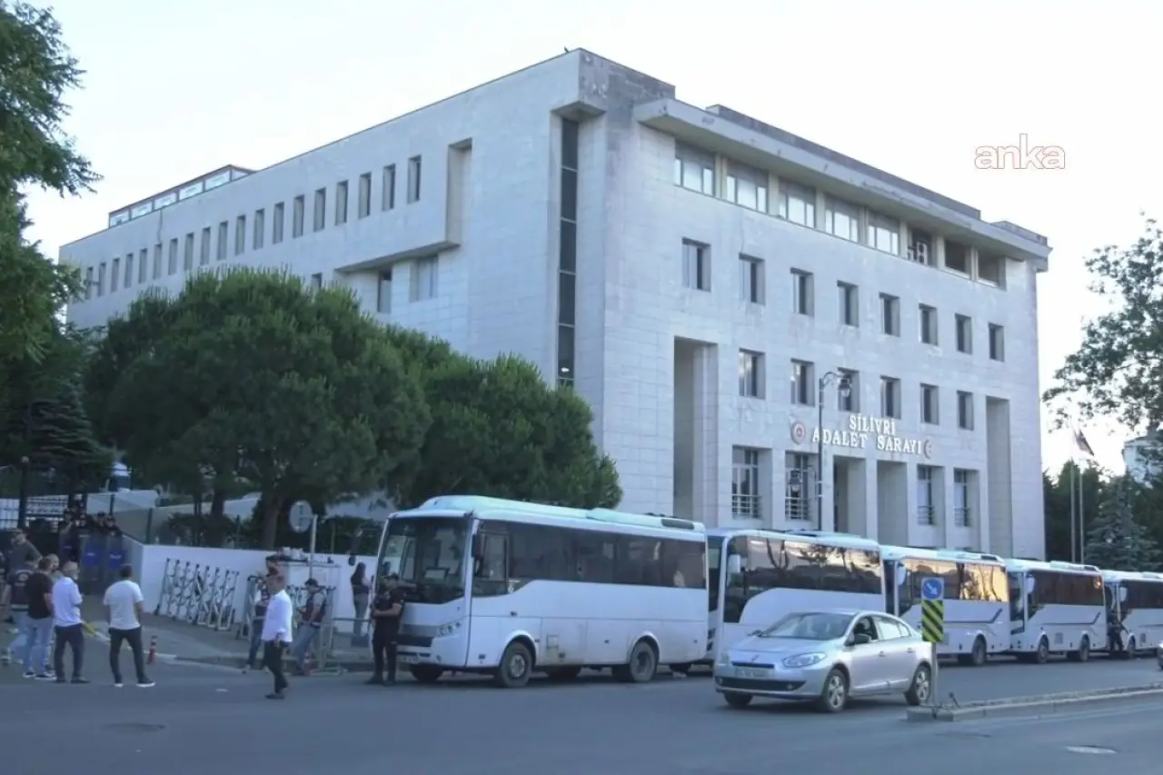 Silivri Belediye Başkanı Bora Balcıoğlu dahil 11 kişi tutuklama istemiyle hakimliğe sevk edildi